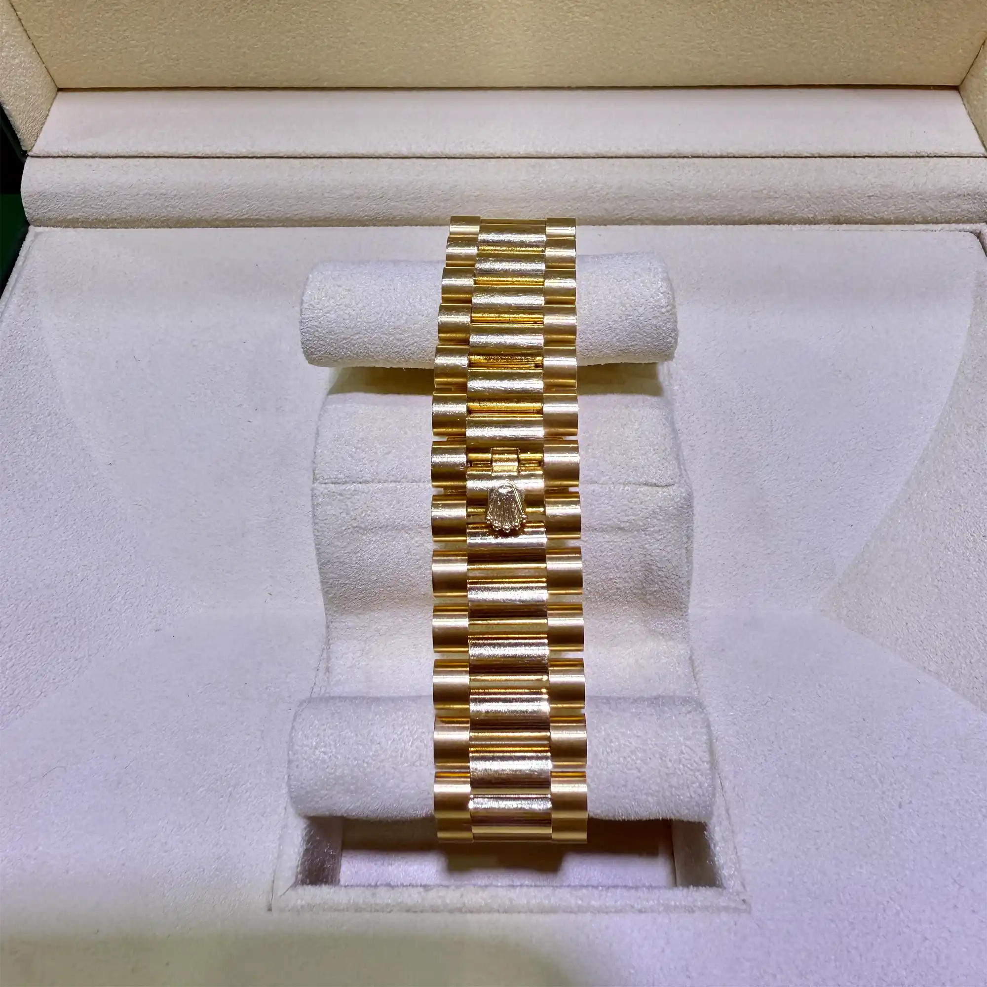 Rolex Day-Date Champagne Roman Dial 228238 - Pre-owned 2017 - Bracelet