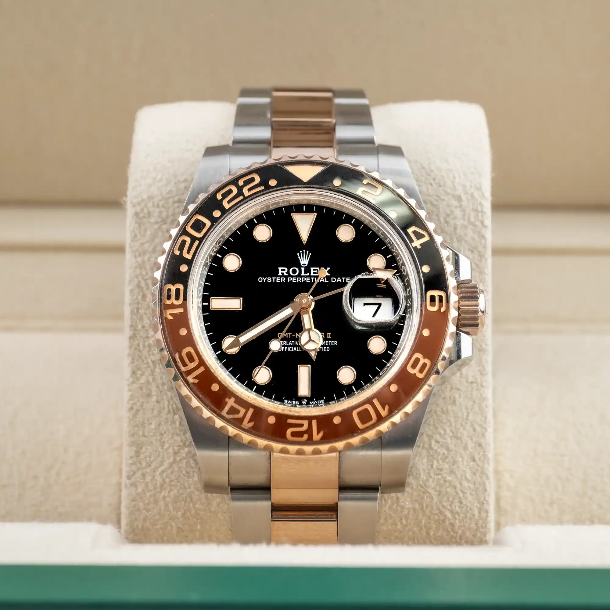 Rolex GMT Master II "Root Beer" Oyster 126711CHNR - Pre-owned - In box