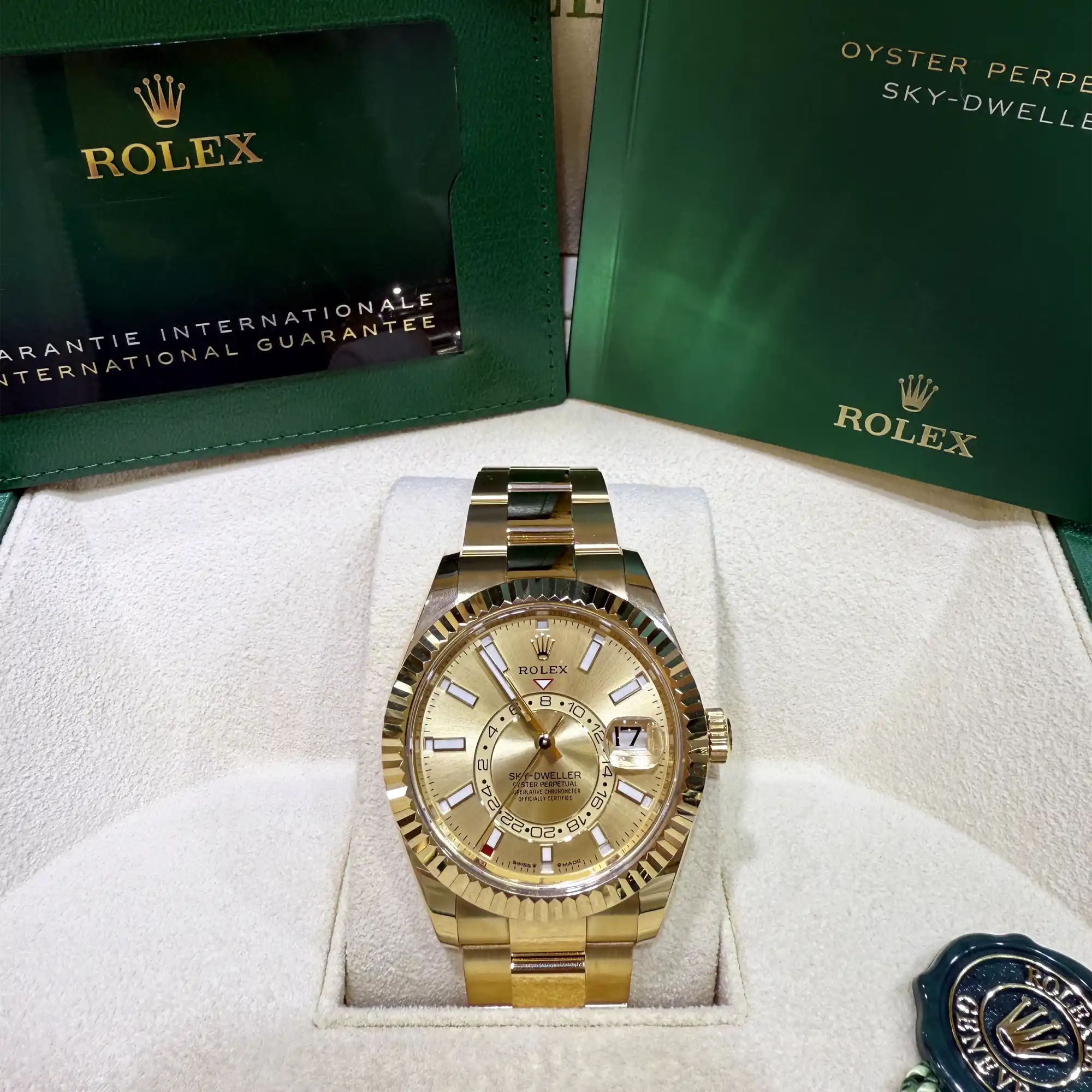 Rolex Sky Dweller Champagne Dial Yellow Gold Oyster 336938 Life Picture Full set