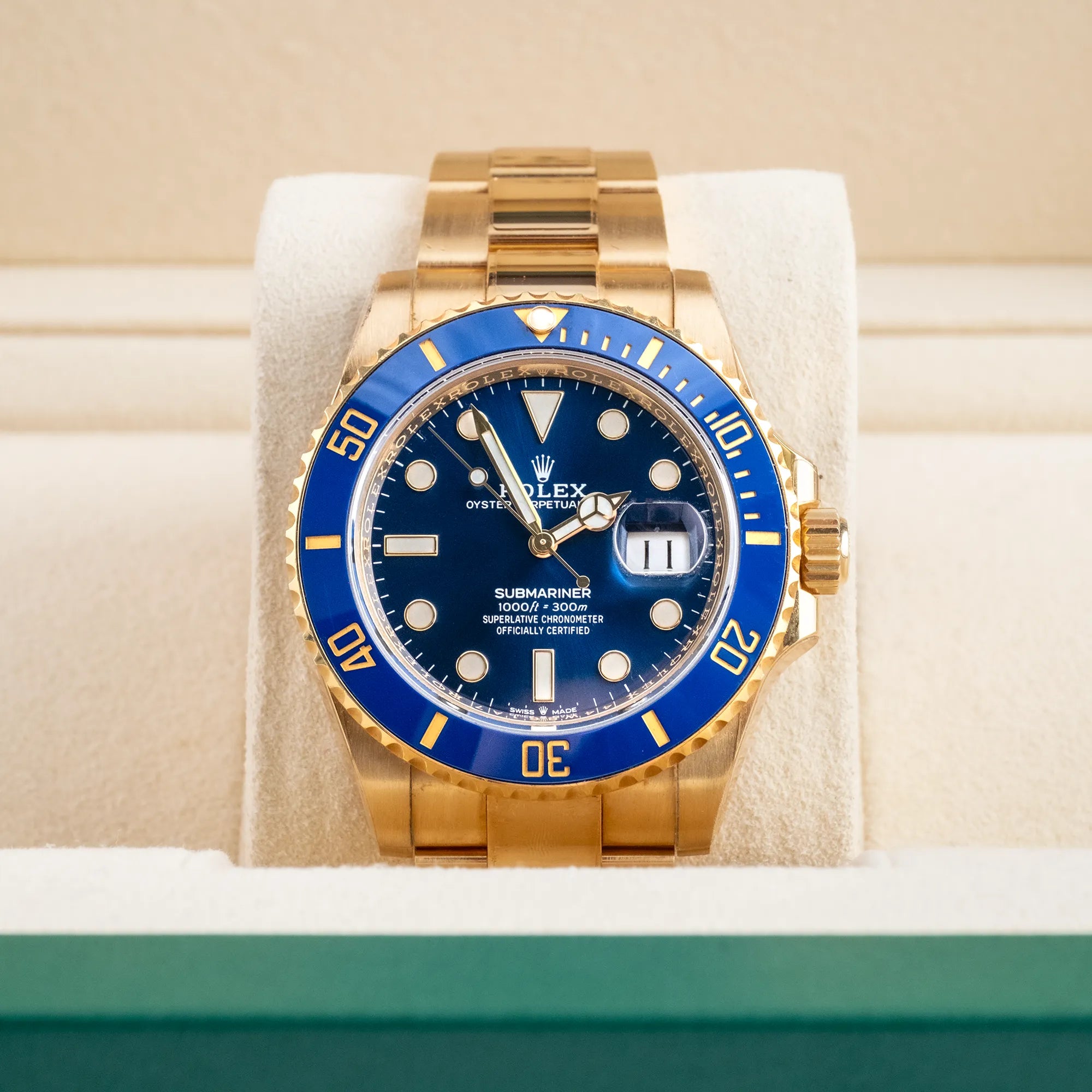 Rolex Submariner "Bluesy" Yellow Gold 126618LB - In box 2