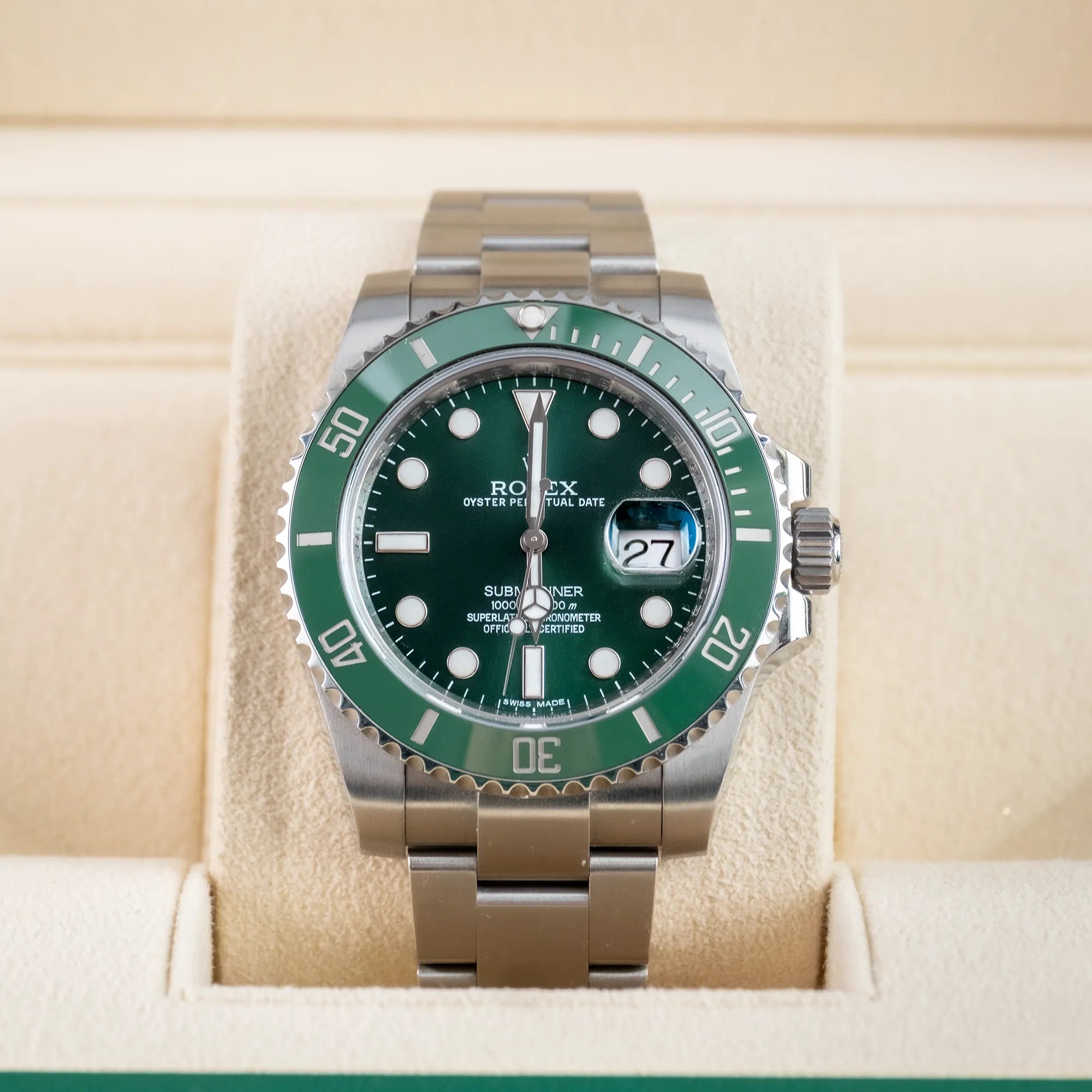 Rolex Submariner Date 'Hulk' 116610LV - Pre-owned - In box