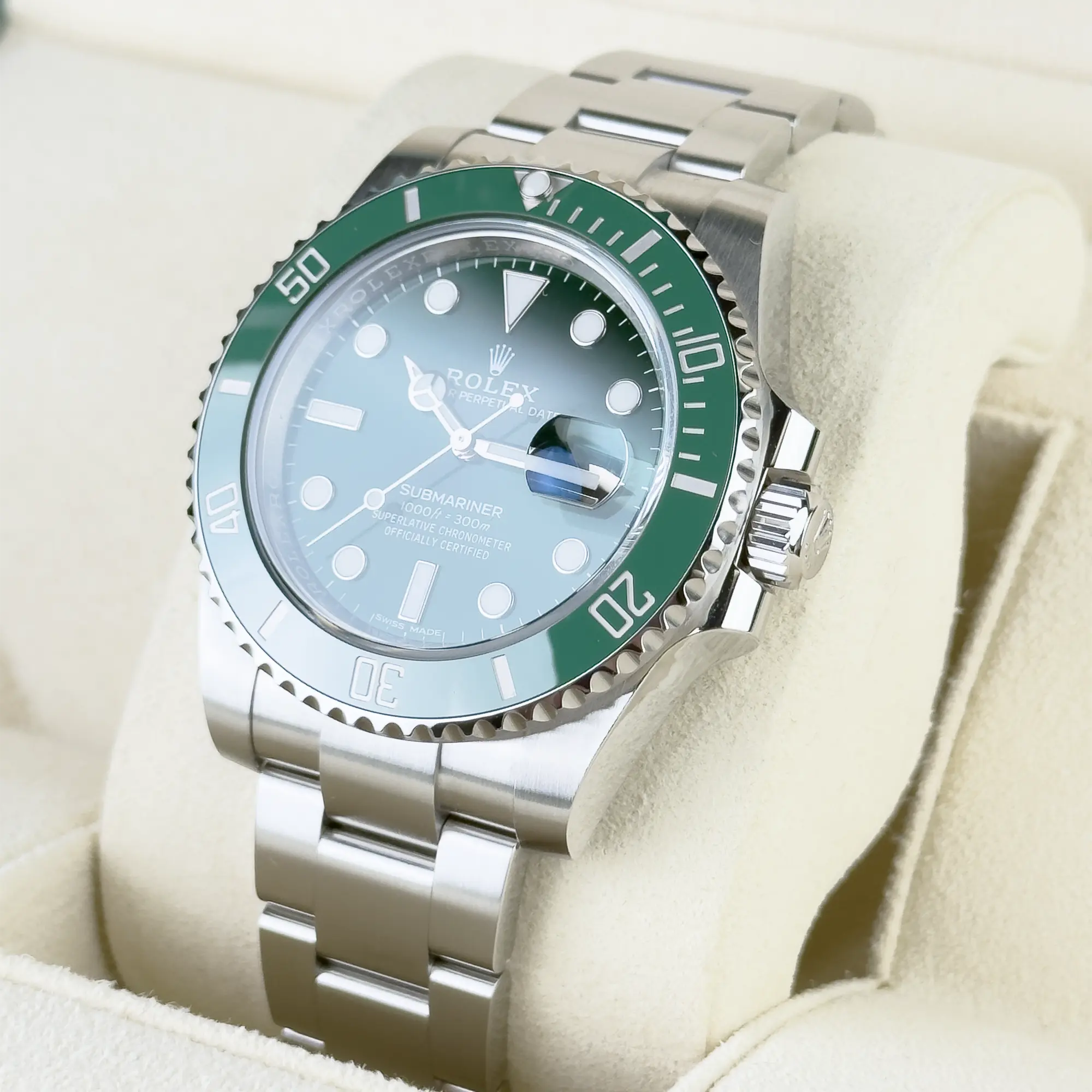 Rolex Submariner Date 'Hulk' 116610LV - Side 2