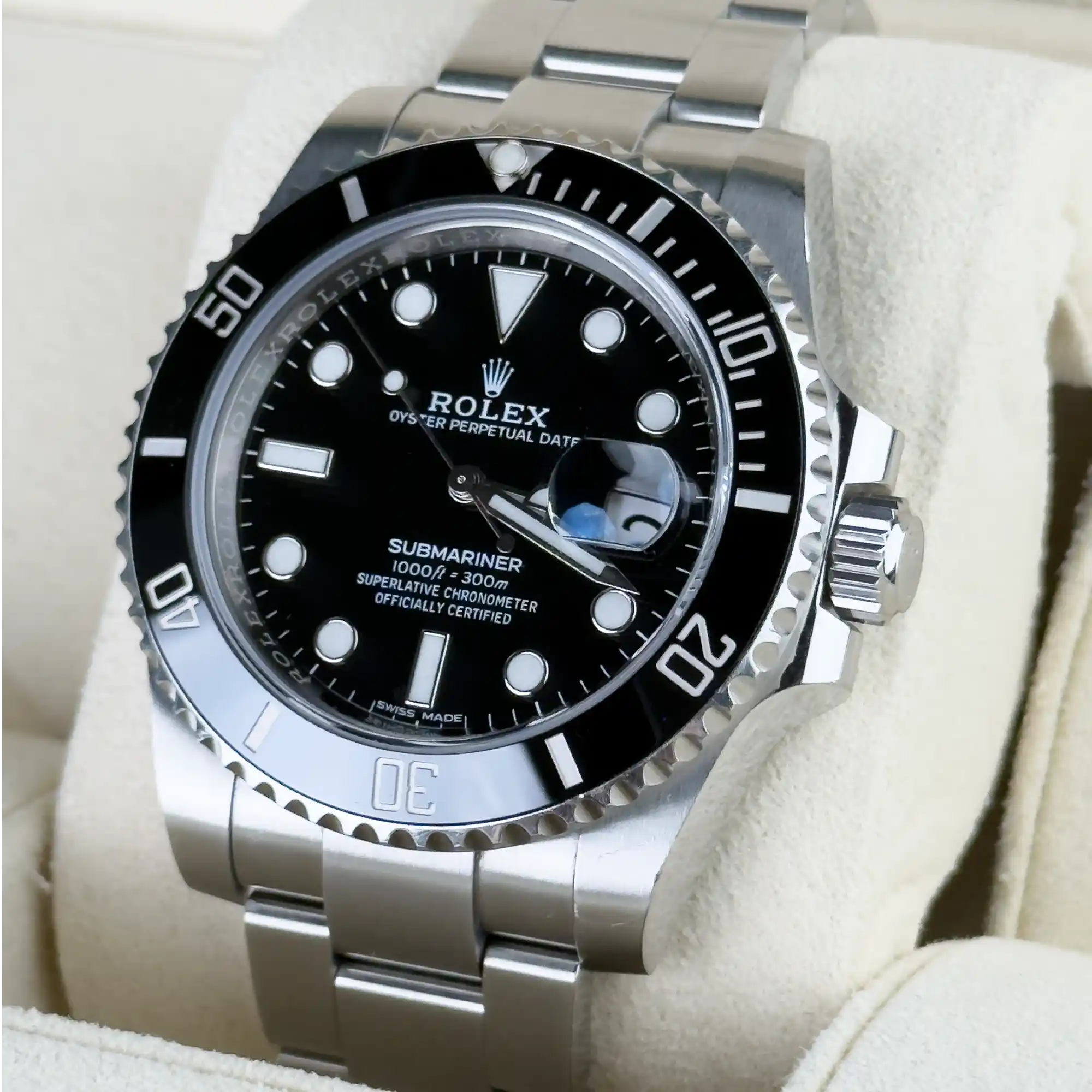 Rolex Submariner Date Stainless Steel Black Dial Black Bezel 116610LN - Pre-owned 2020 - Right