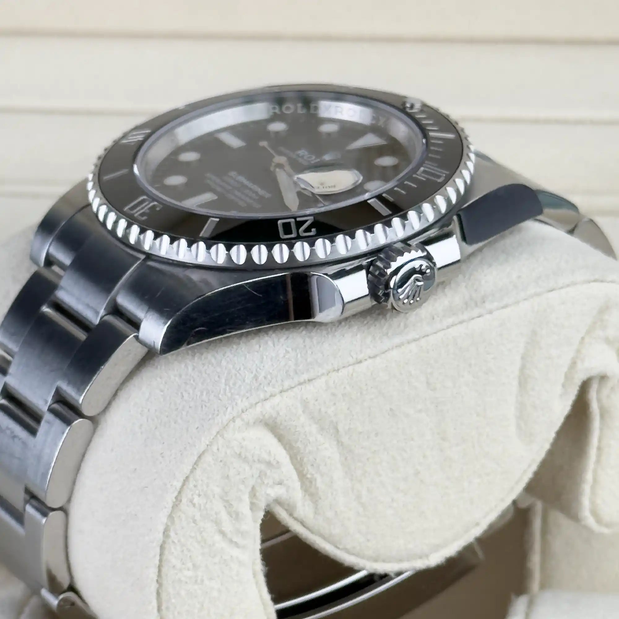 Rolex Submariner Date Stainless Steel Black Dial Black Bezel 116610LN - Pre-owned 2020 - Side 2