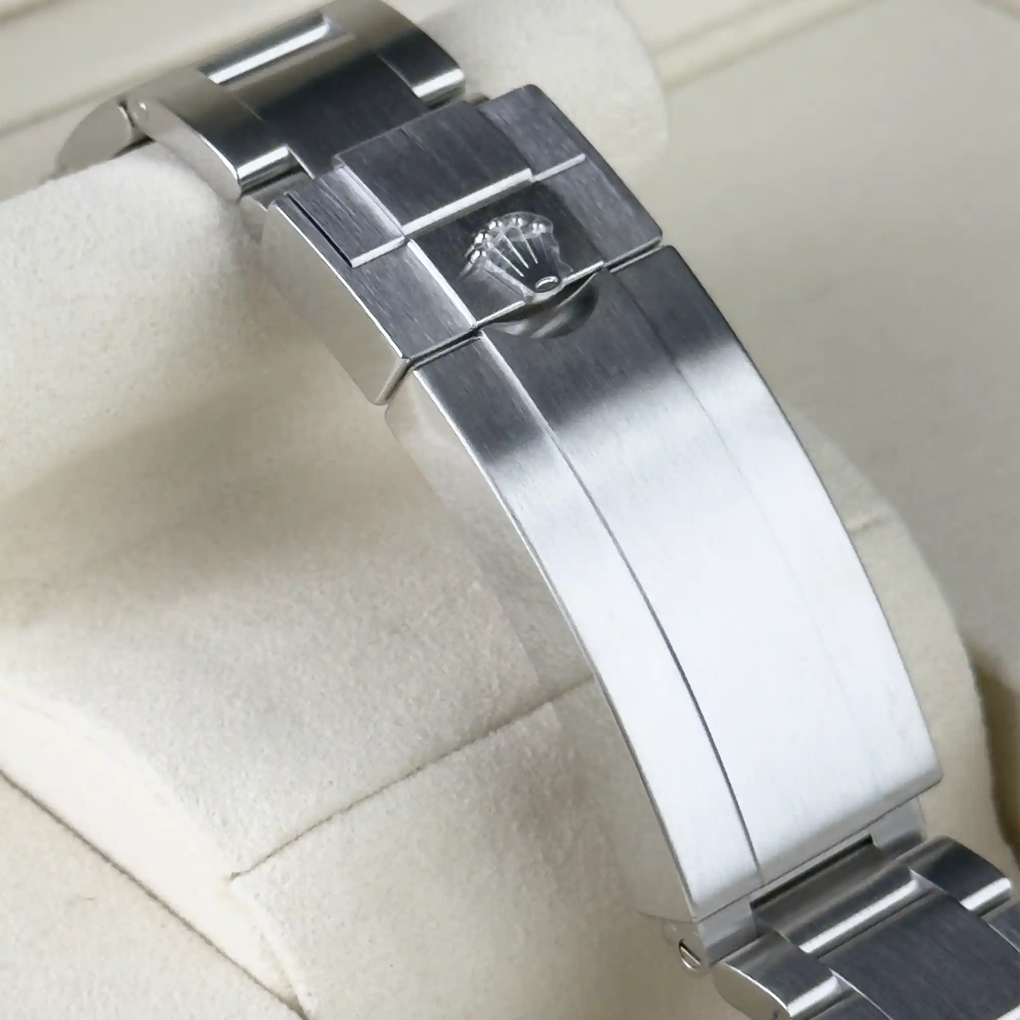 Rolex Submariner Date "Starbucks/Kermit" MK2 126610LV - Bracelet 1