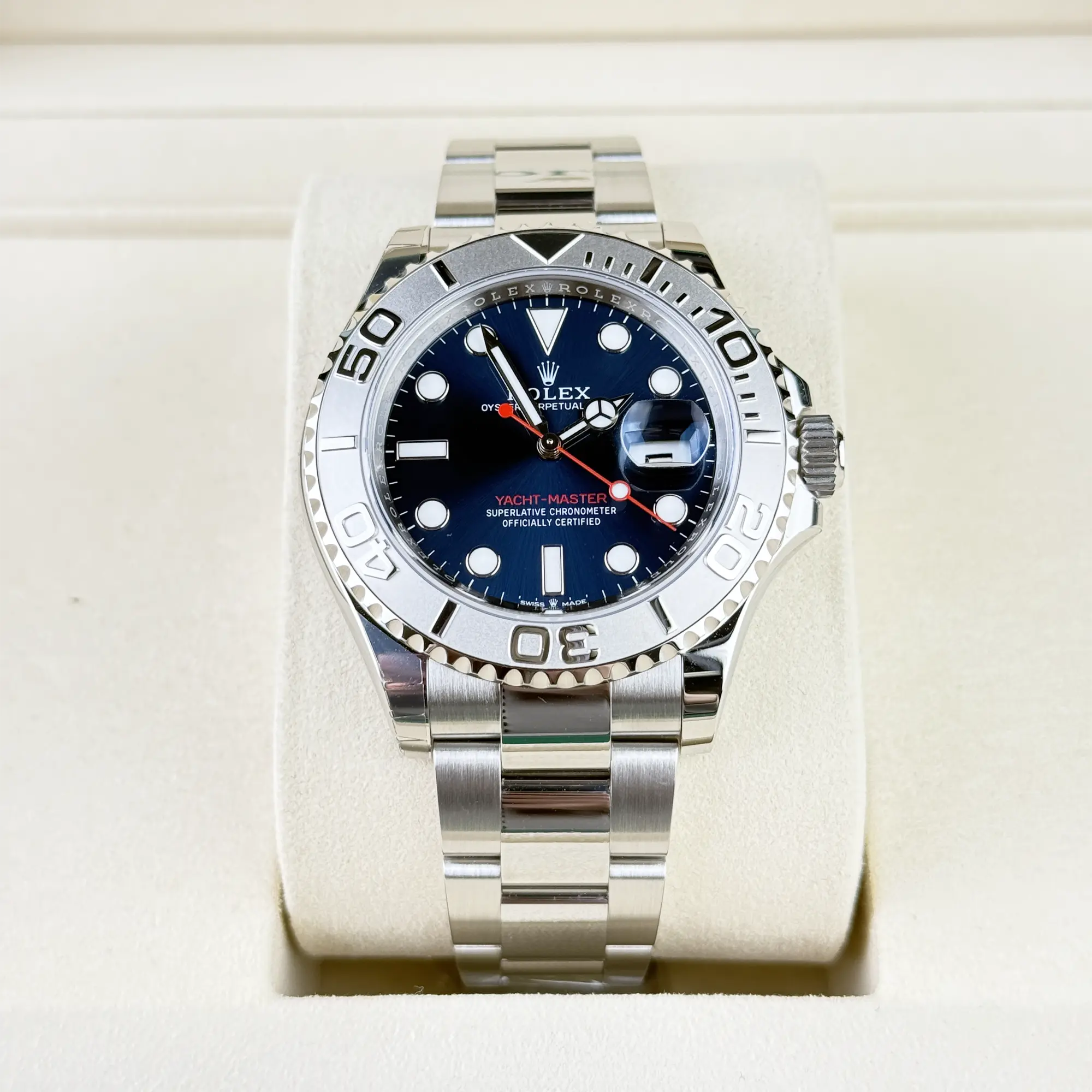 Rolex Yacht-Master 40 Blue Dial Oystersteel Platinum Oyster 126622 - Front