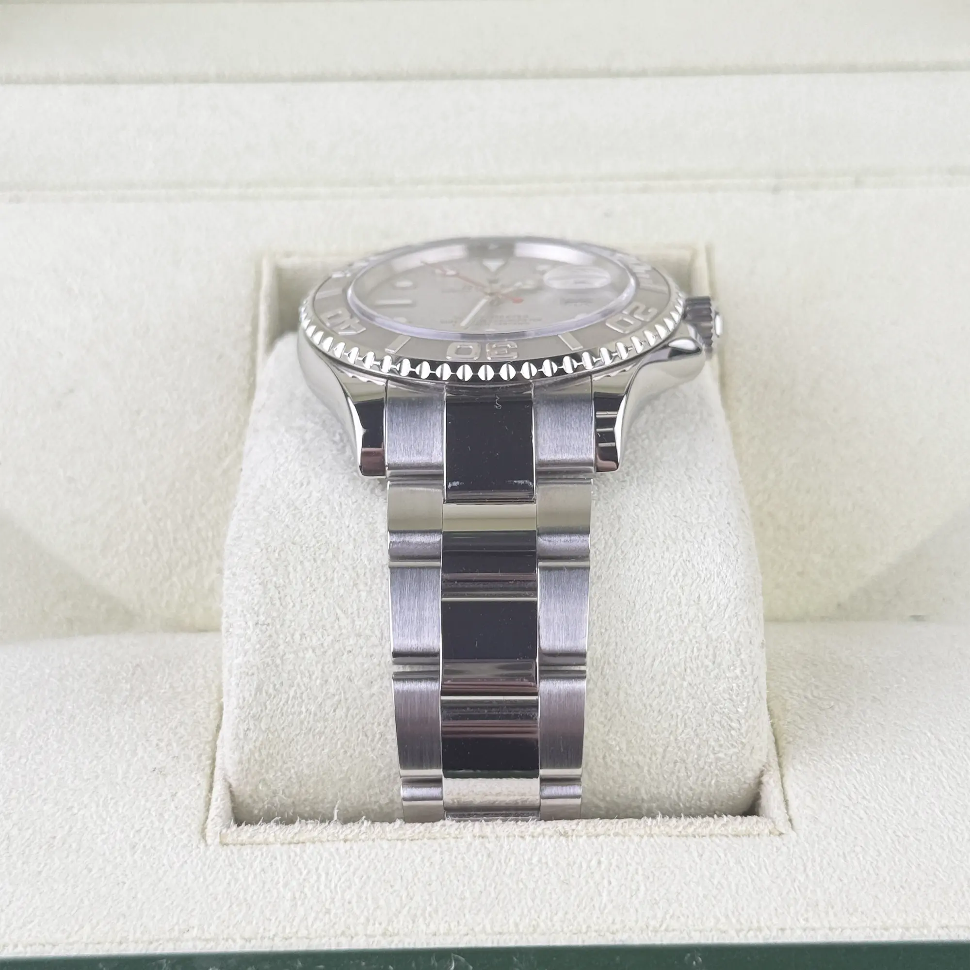 Rolex Yacht-Master 40 Silver Dial 16622 - Pre-Owned 2006 Bracelet 1