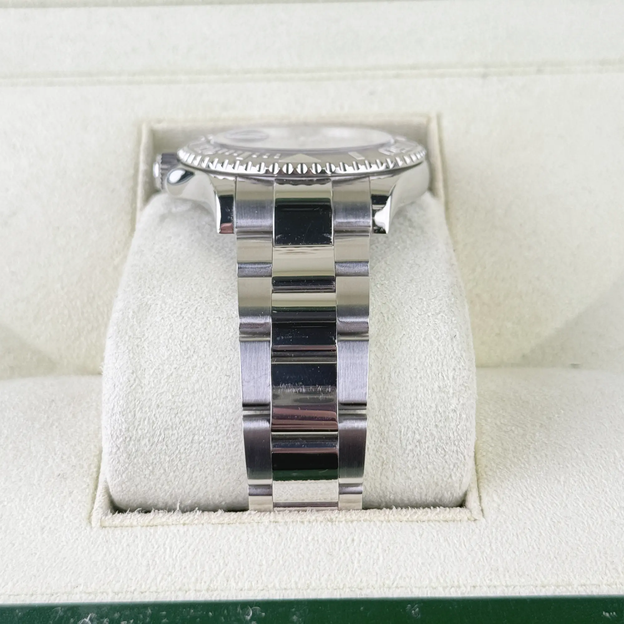 Rolex Yacht-Master 40 Silver Dial 16622 - Pre-Owned 2006 Bracelet 2