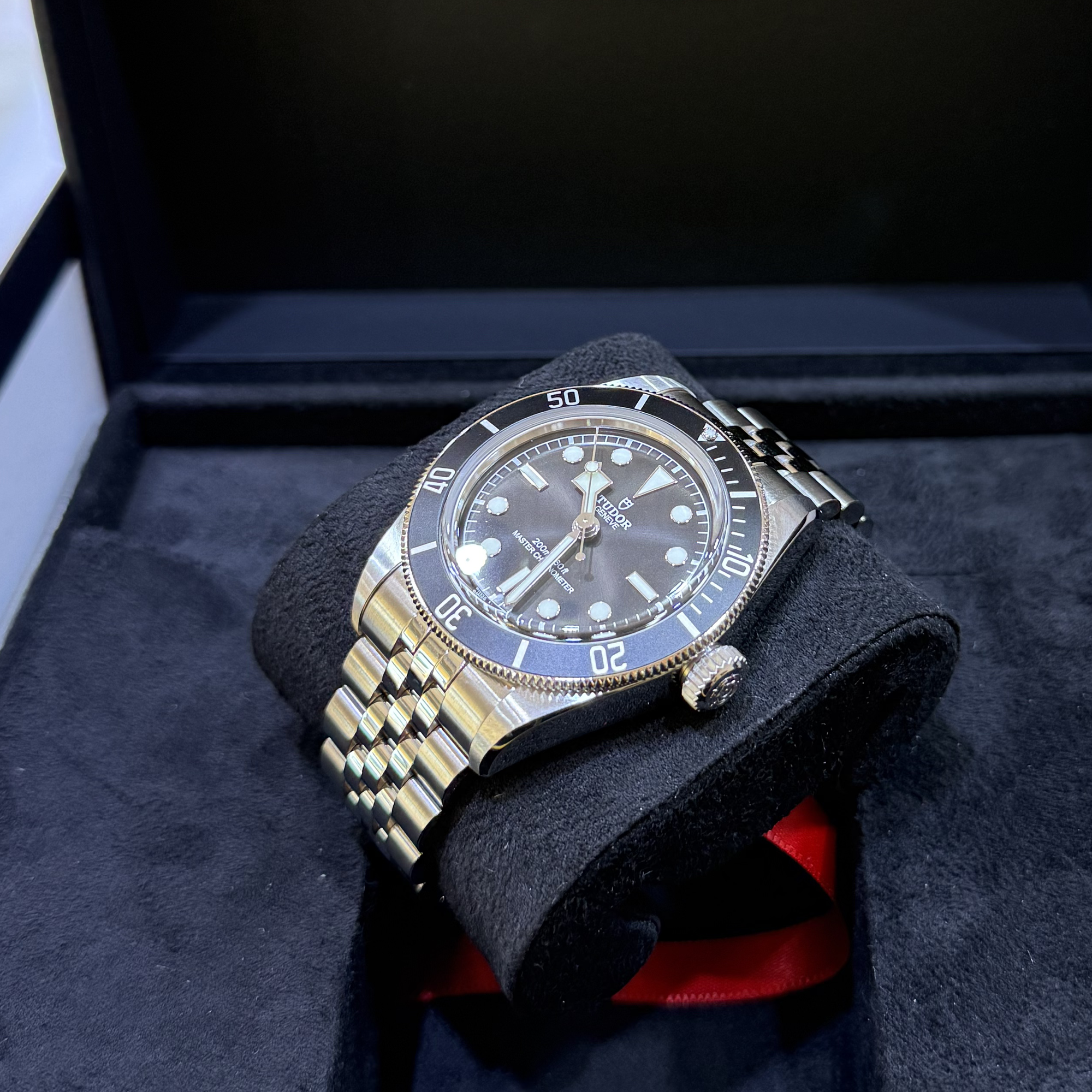 【TUDOR】 ブラックベイ モノクローム 7941A1A0NU-0003 Tudor Black Bay 41 Steel Black Dial 7941A1A0NU-0003 – Tiger River