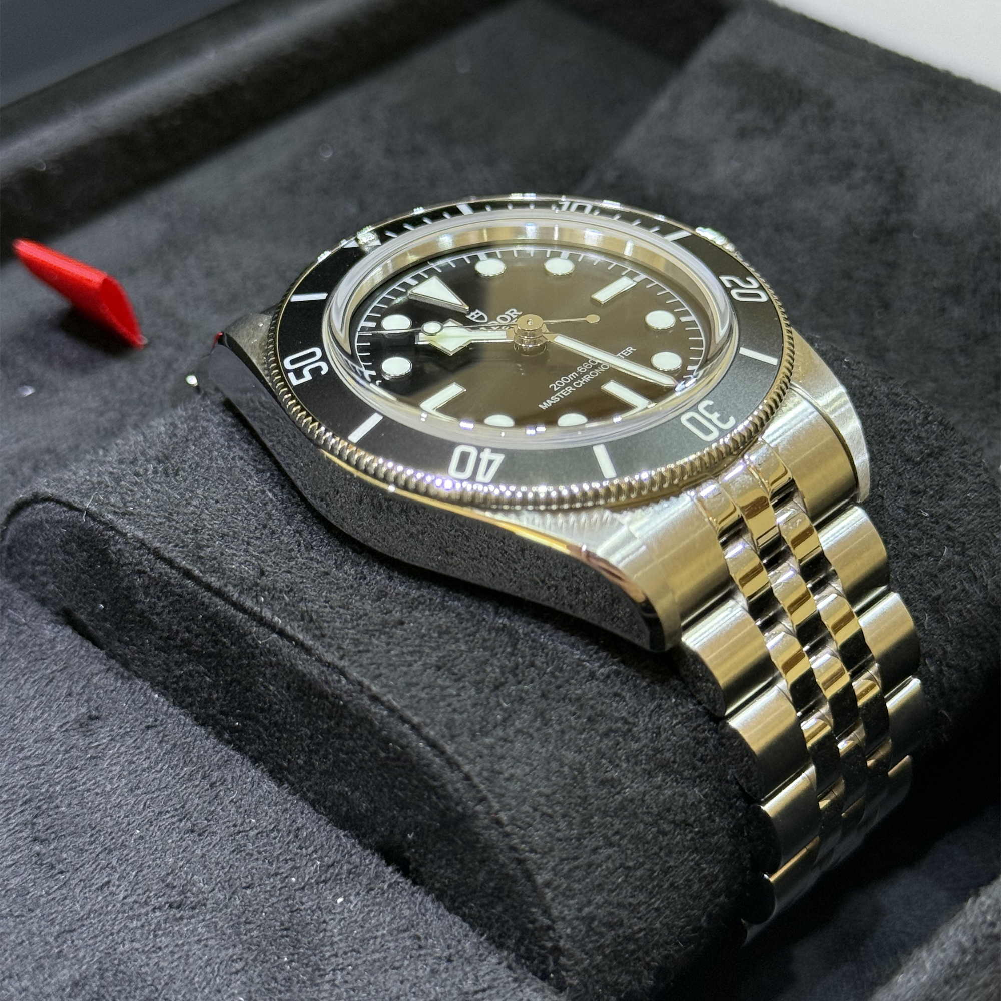 Tudor Black Bay 41 Steel Black Dial 7941A1A0NU-0003 - Side