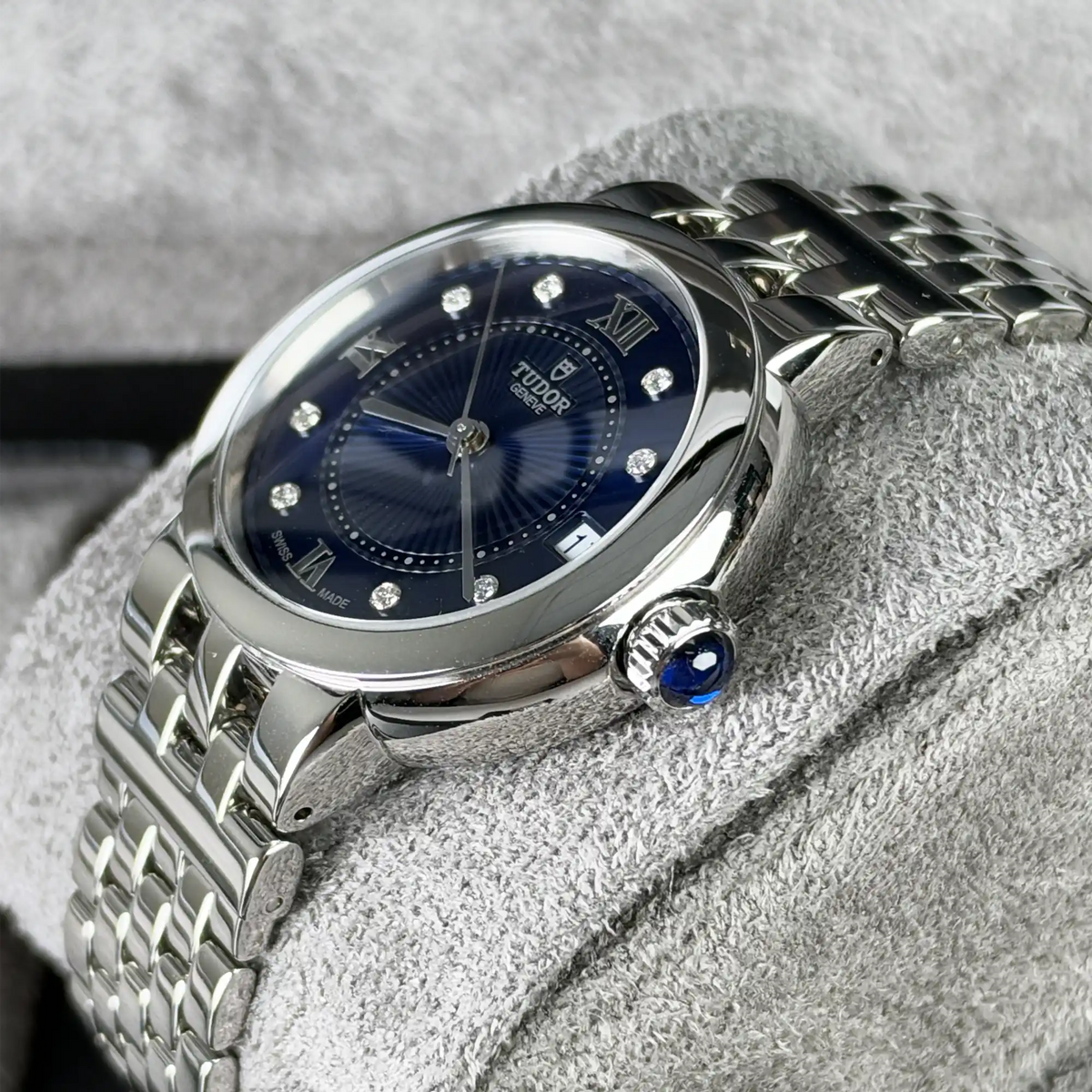 Tudor Clair de Rose Blue Diamond Dial 34mm Steel 35800-0010 - Side 2