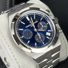 Vacheron Constantin Blue Overseas Chronograph Blue Dial 5520V/210A B148 - 2025 Pre-Owned - Left