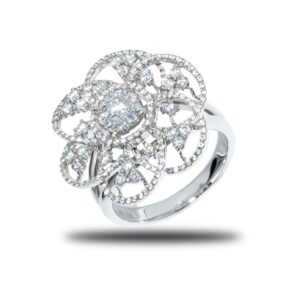 18k White Gold Flower Diamond Ring